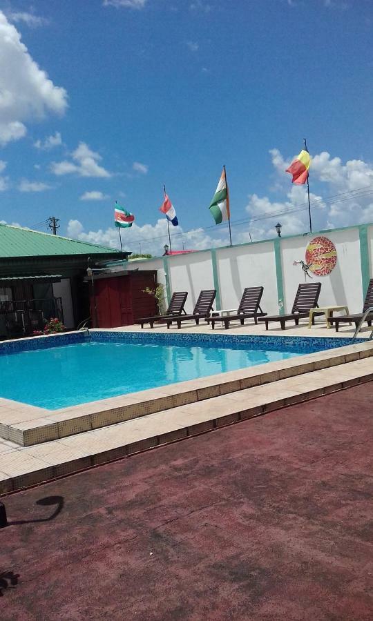 De Kolibrie Appartementen Paramaribo Exterior photo